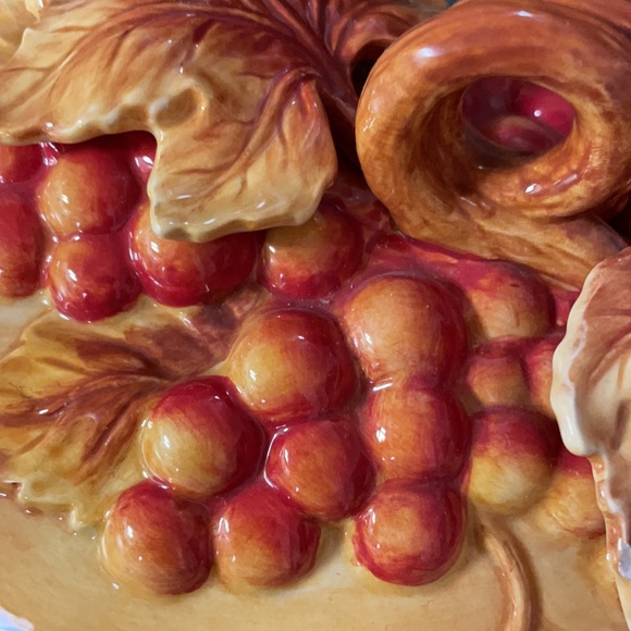 Fitz & Floyd Del Vino Casserole Dish w/Lid - Picture 3 of 12